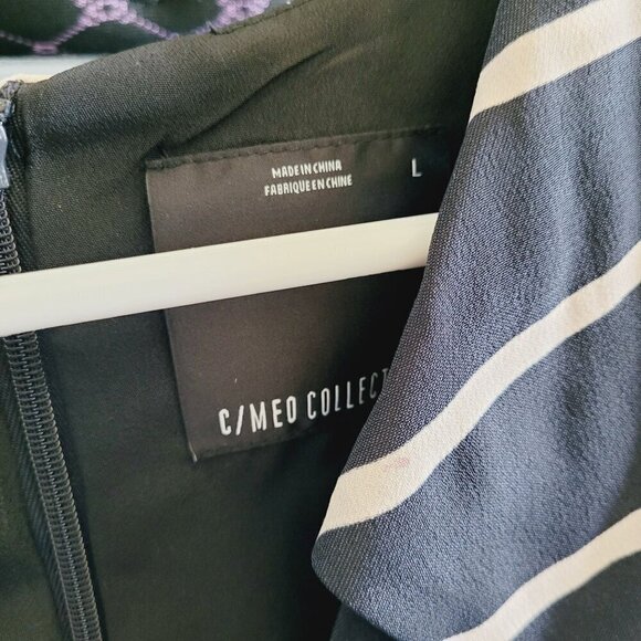 C/MEO Collective Romper Size Large Long Sleeve Stripe Cold Shoulder Cut Out - Picture 3 of 10